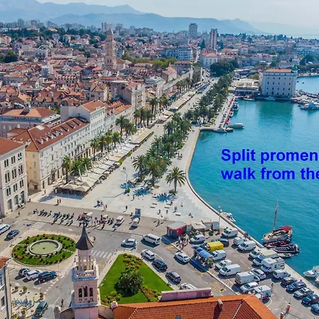Apartmán Modern With Balcony 12 Min Walk To The Split